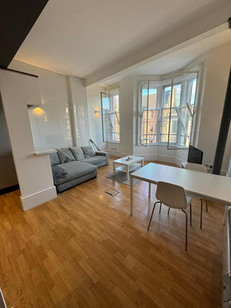 Hepworth Chambers - 2 Bedroom Apartment リーズ エクステリア 写真