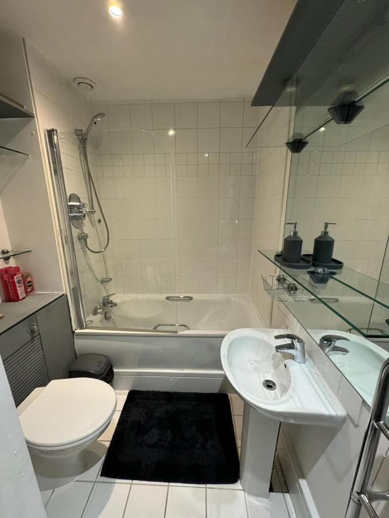 Hepworth Chambers - 2 Bedroom Apartment リーズ エクステリア 写真